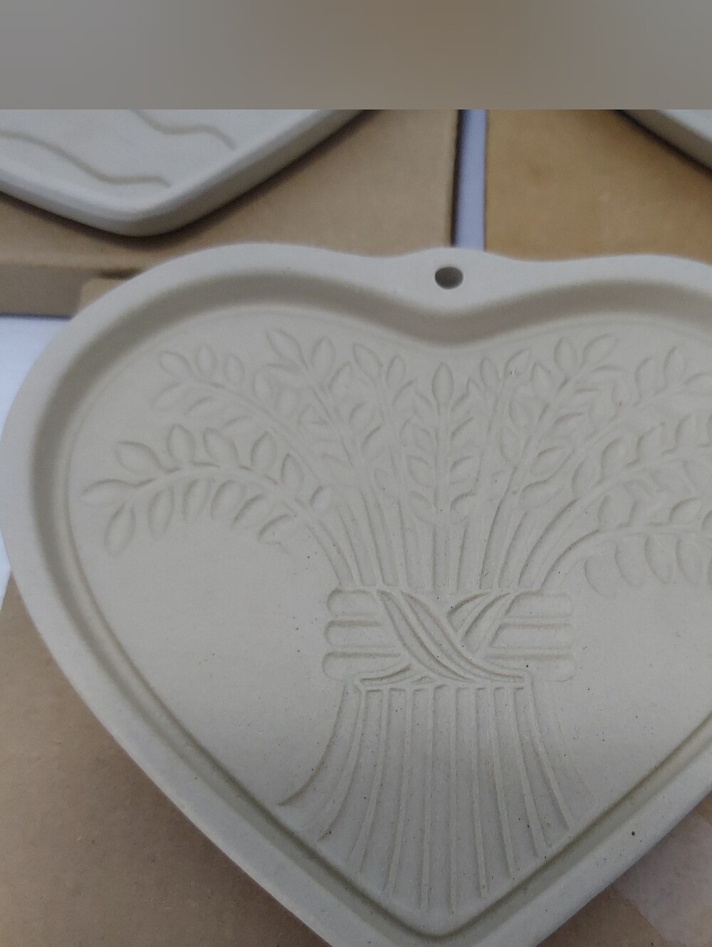 The Pampered Chef Cookie Art Mold Heart Shape Stoneware Lot of 3 NIB - Picture 2 of 16